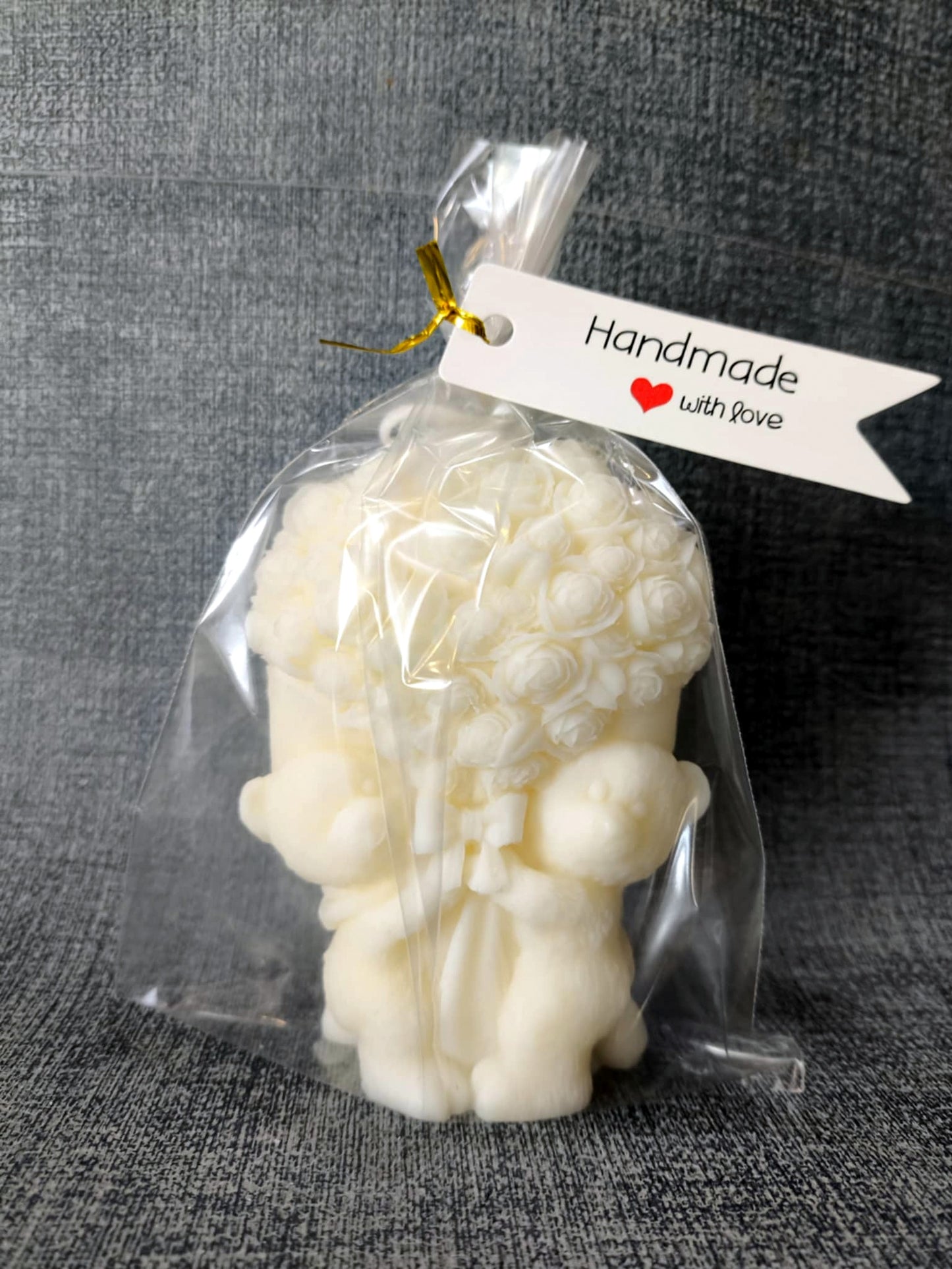 Teddy Bears with a Bouquet of Roses 100% Eco Natural Soy Wax Candle